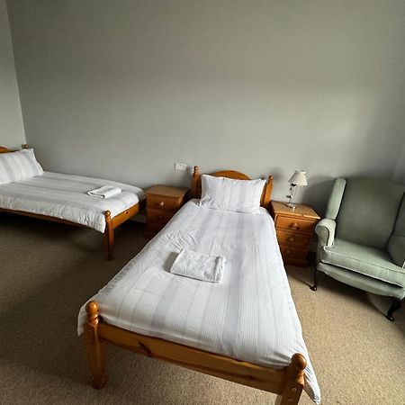 The Elms Guest House Bristol Filton Esterno foto