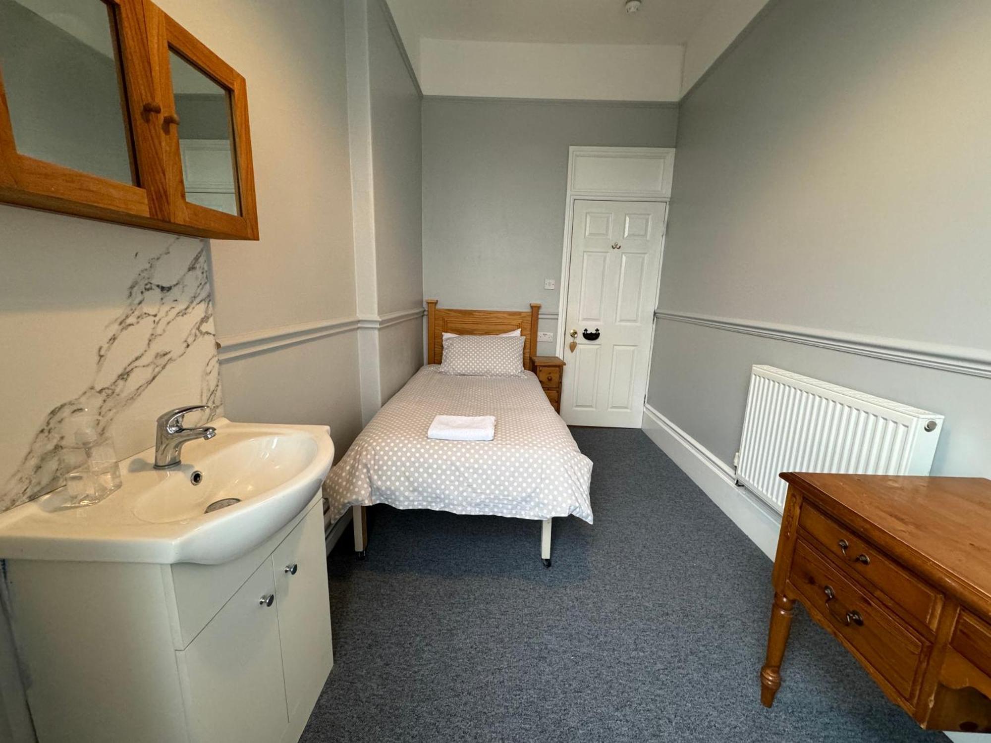 The Elms Guest House Bristol Filton Esterno foto