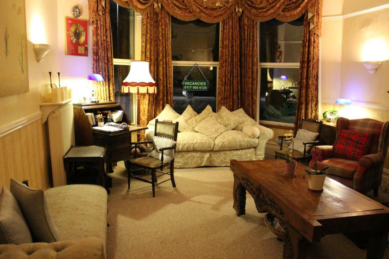 The Elms Guest House Bristol Filton Esterno foto